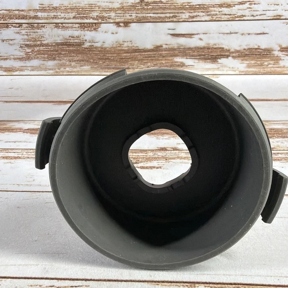 Authentic Vitamix Rubber Lid Only for 64oz Low Profile Blender Pitcher 102047-A
